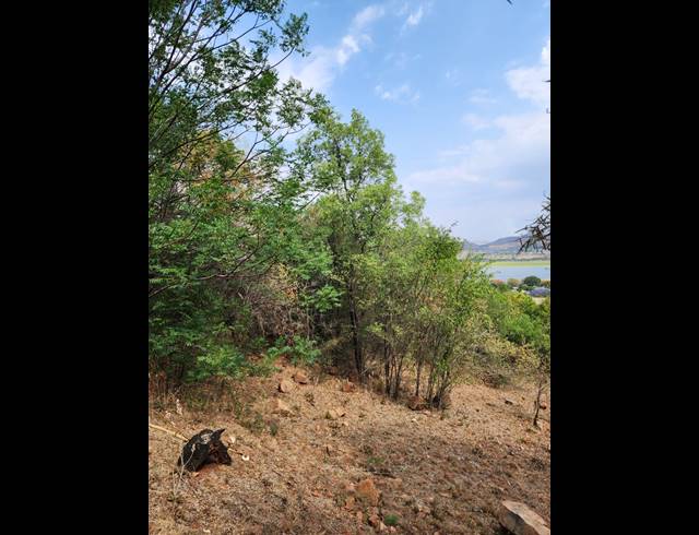 960M² VACANT LAND FOR SALE IN KOSMOS RIDGE